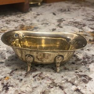 Elegant Gold Bathtub Soap Dish